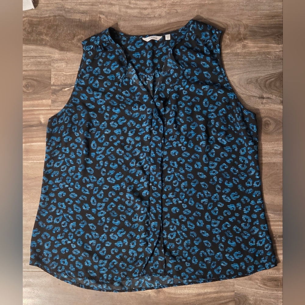 Reitmans Black and Blue Patterned Blouse